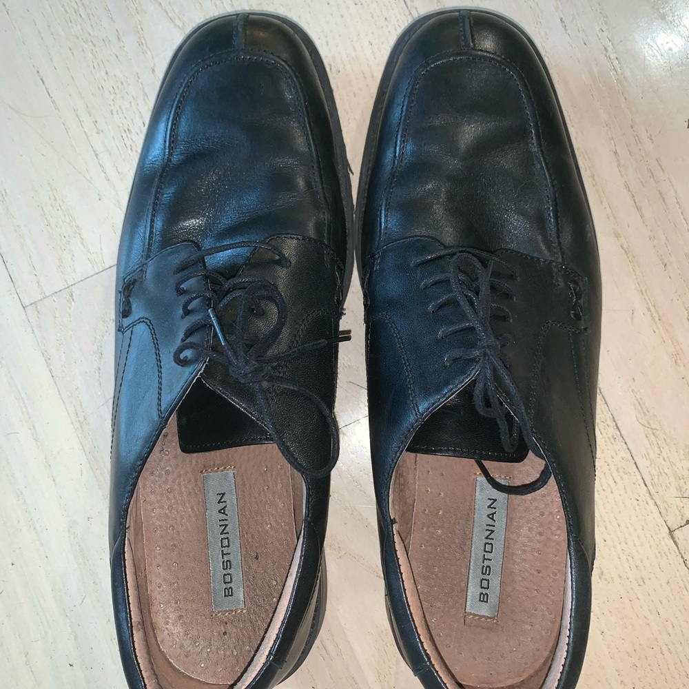 Bostonian Black Leather Men’s Dress Shoes